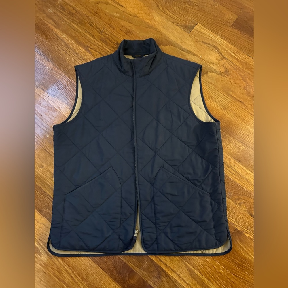 Jcrew Mens navy blue thin quilted puffer vest size Medium